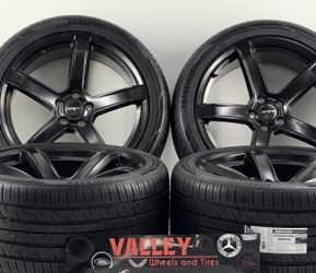 20”  Dodge Hellcat Oem  Challenger Charger Chrysler 300  5x115 mm  Staggered Wheels  -$860 ONLY CASH AND CARRY  Tires Additional  X11 X10  Financing A