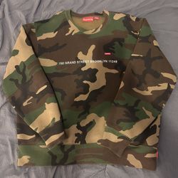 Supreme Small Box Logo Crewneck