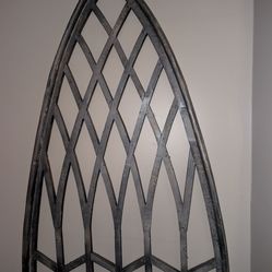 Pictures & wall art