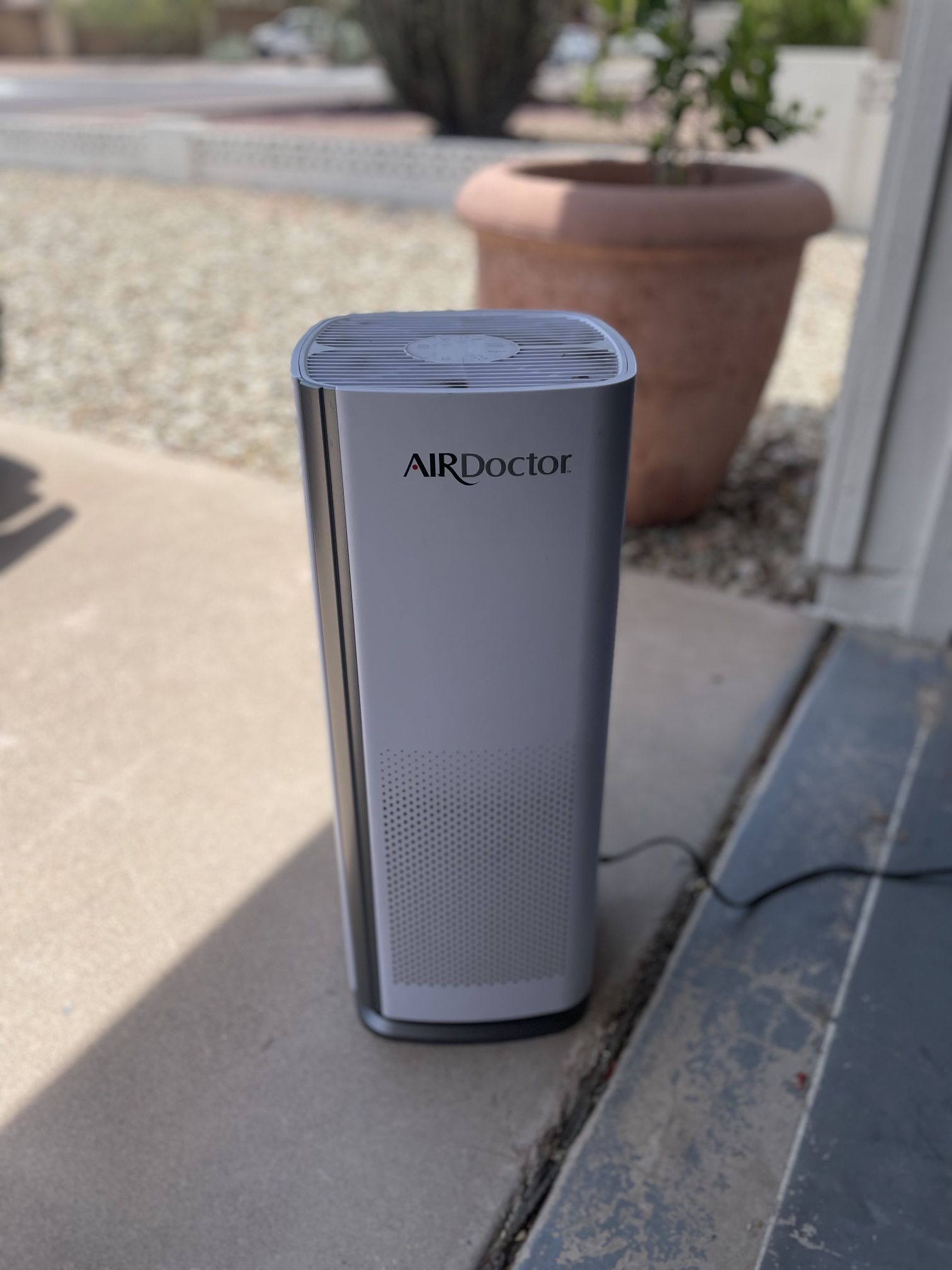 AirDoctor AD1000 HEPA Carbon Air Filter