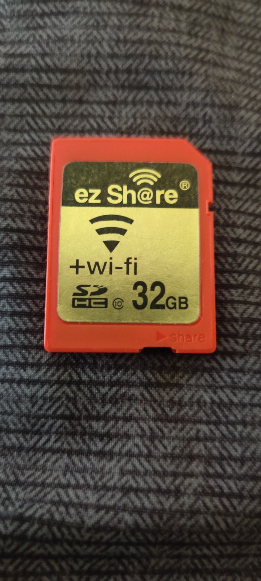 32GB SD WiFi