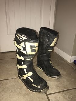 gaerne sg12 motocross dirt bike boots