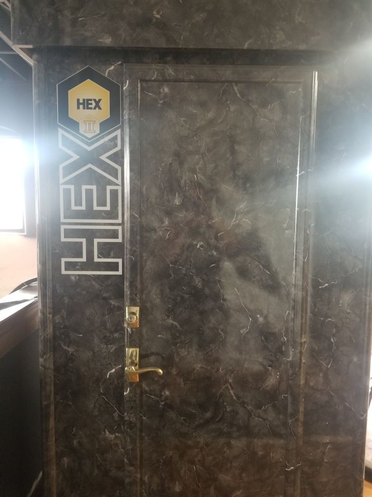 Hex 2 stand up tanning bed