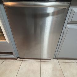 Bosch 300 DLX Series  SHX33RL5UC