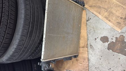Radiator for Jeep 2020