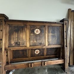 Rustic wood  lone star king size bed frame. MUST GO ASAP!
