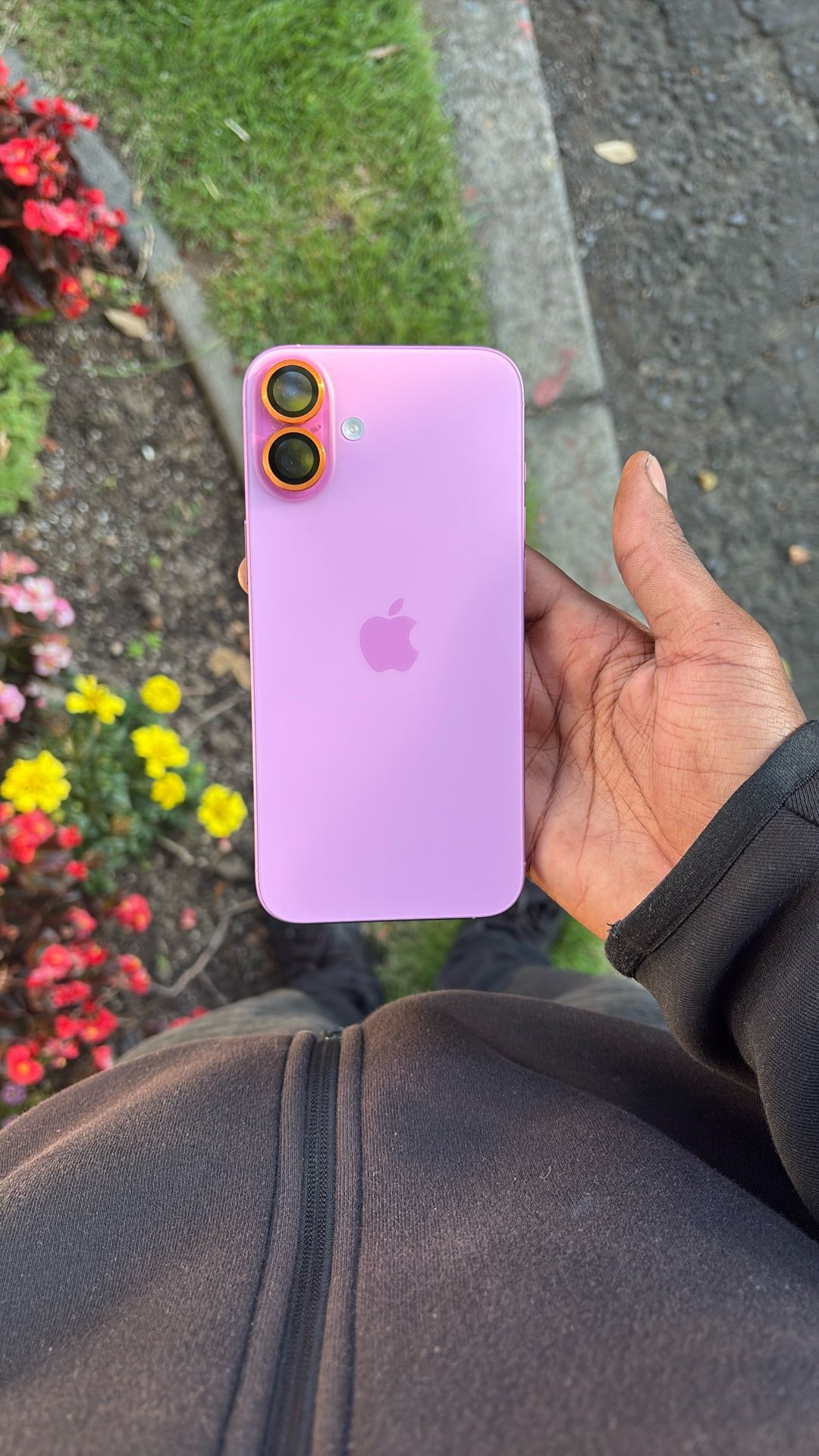 iPhone 16 Plus