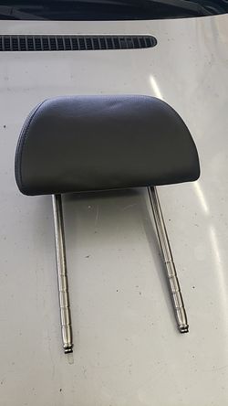 HEADREST FOR VOLKSWAGEN PASSAT..