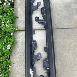 2018 2019 2020 2021 2022 2023 Jeep JL Wrangler Unlimited 4-door Factory OEM Side Rails/Rubi Rails 76.5"L (OEM Jeep Part 038172)