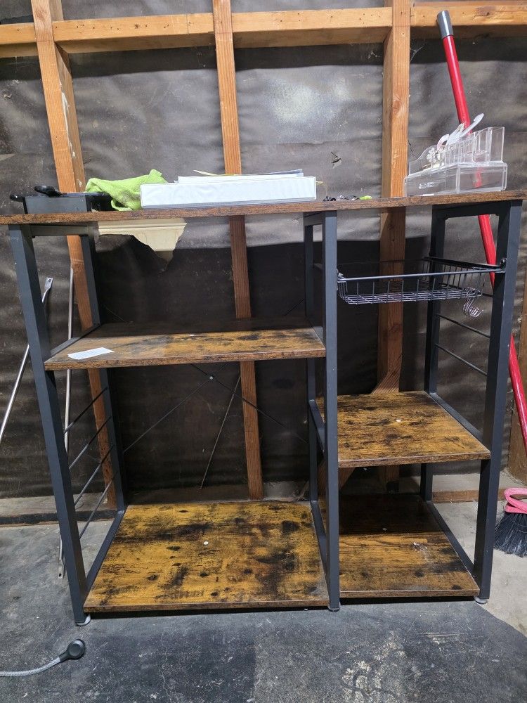 Kitchen Bakers Rack