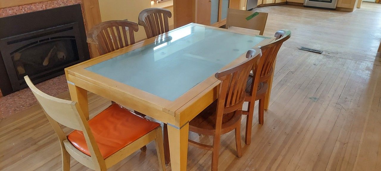 Table and Chairs for Sale in Portland, OR - OfferUp