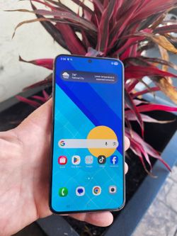 Samsung S22 +  plus  ATT or Cricket