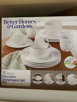 Better Homes & Gardens 16 Piece Porcelain Dinnerware Set