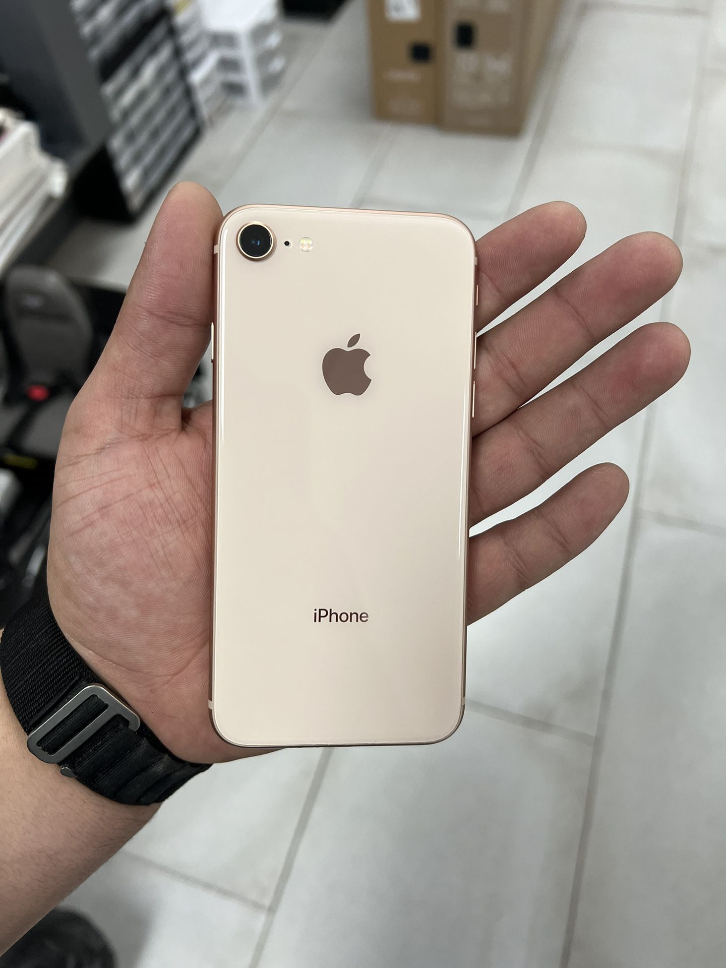 iPhone 8 Factory Unlocked 64GB $149 Cash Or Card!!