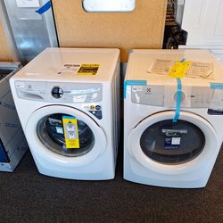Electrolux Washer/Dryer Set!!!!