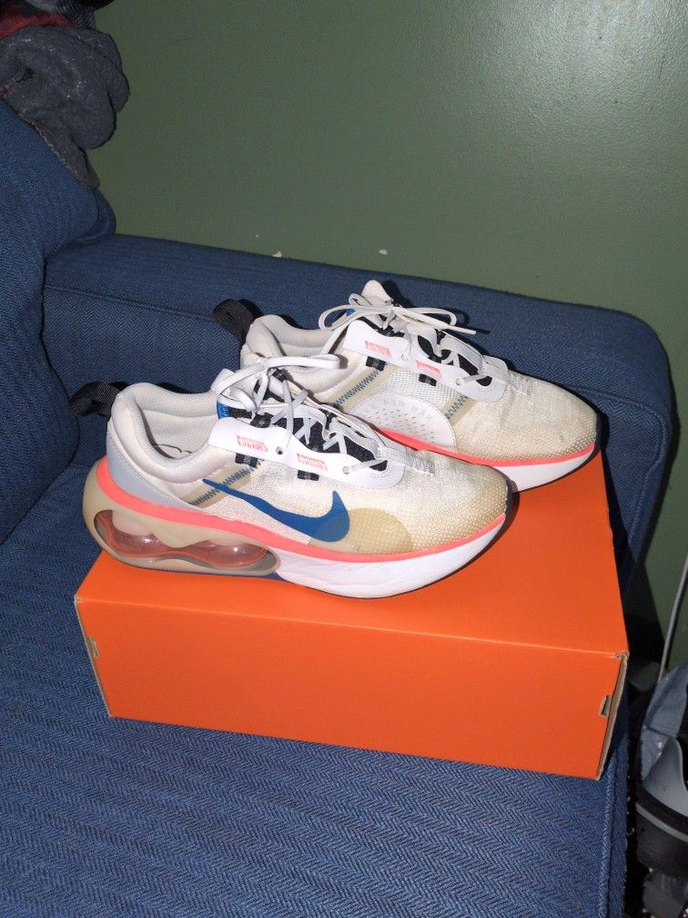 Used Nike Maxx