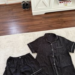 SHEIN Women’s Black Cheetah Print Pajama Set Size XL
