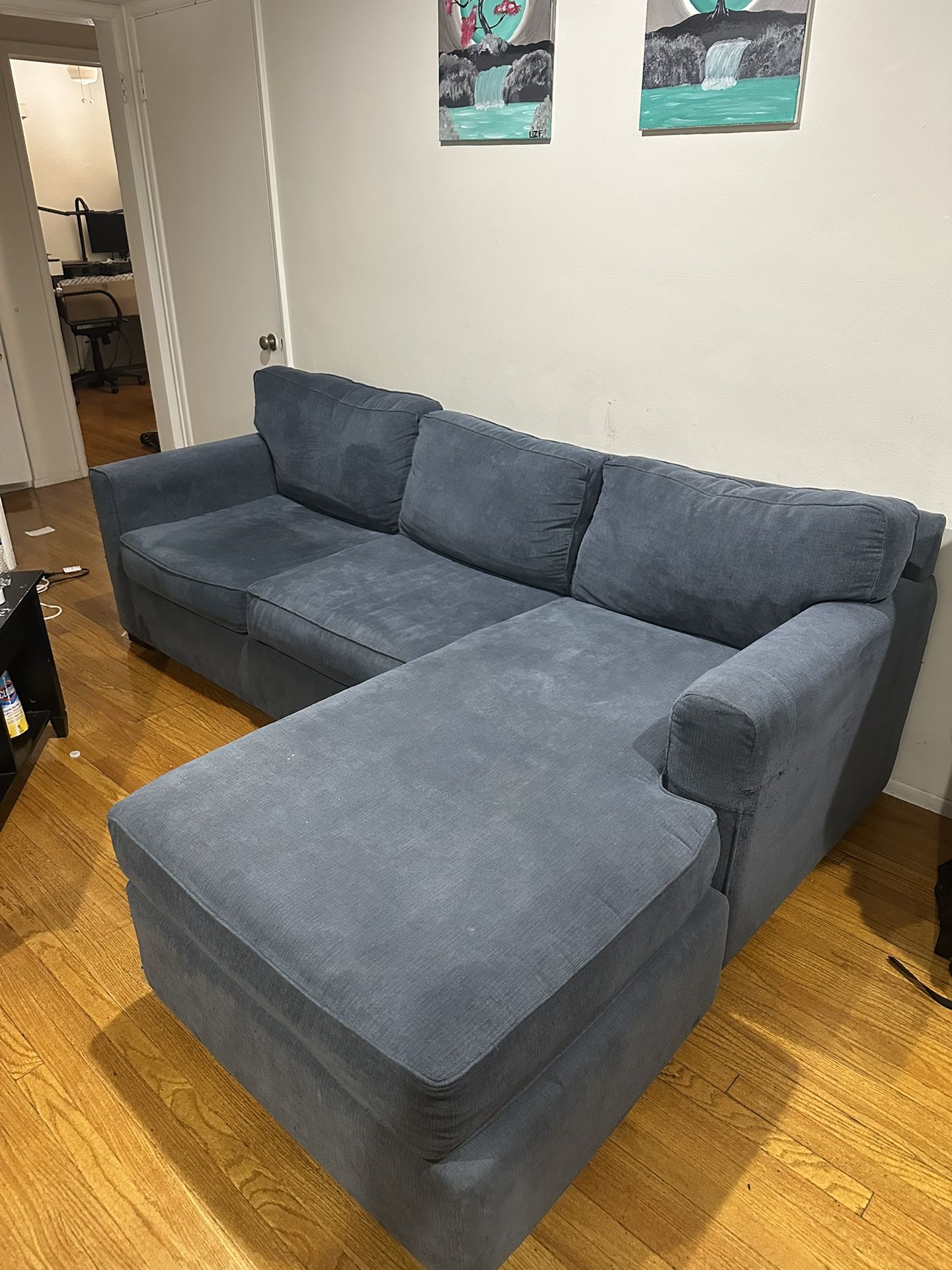 Free Sofa