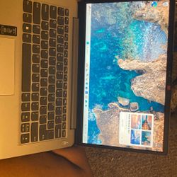 Lenovo IdeaPad 1i 14" Laptop. Intel