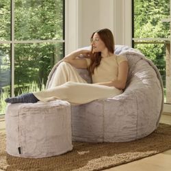 Small Lovesac With Squattoman 