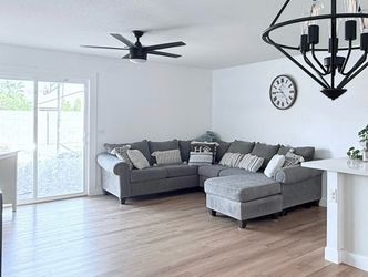 Couch sectional