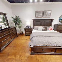 3 PCS QUEEN BEDROOM SET: QUEEN BED, NIGHTSTAND, DRESSER 