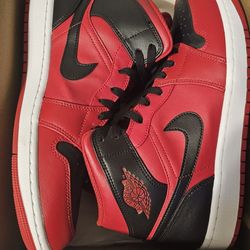 Nike Air Jordan Gym Red Size 10