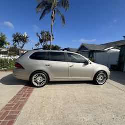 VW Sport Wagon Diesel 2014