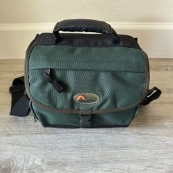Lowepro EX160 CameraVideo Bag - Like New! 