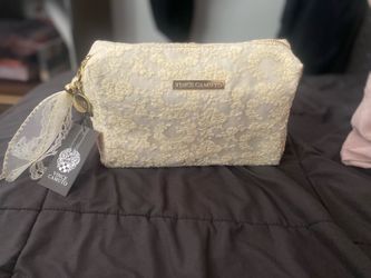 MAKEUP BAG