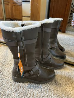 Women’s Waterproof Boots Size 8