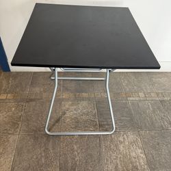 Foldable Table 