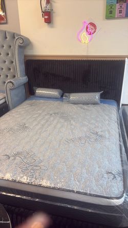 queen bed