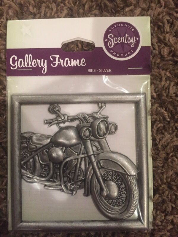 Scentsy motorcycle gallery frame- for gallery warmer