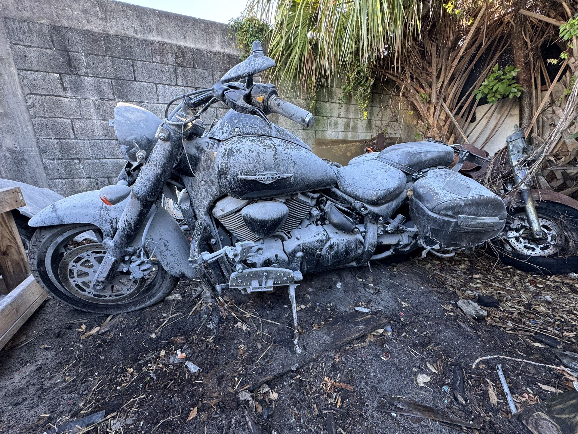 2013 Suzuki Intruder VL1500 Motorcycle Bike