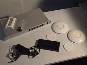 Unifi Switches, access points and controller