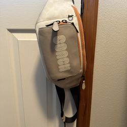 Beautiful Coach Sling Bag!