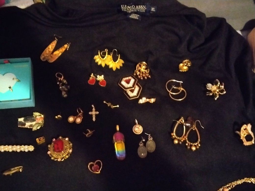 Earrings & Charms