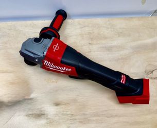 Milwaukee 3670-20 M18 FUEL RAPIDSTOP 4-1/2”–6” Braking Angle Grinder – Tool Only – NEW