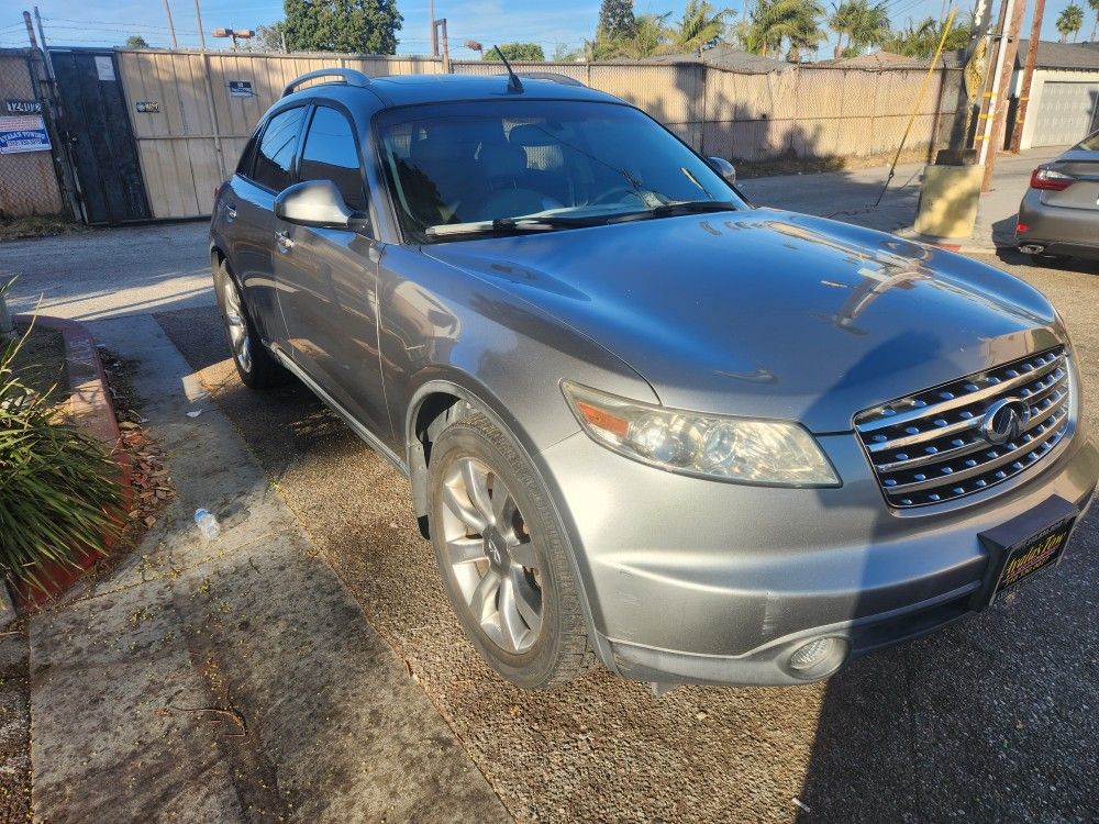 2004 Infiniti Fx35