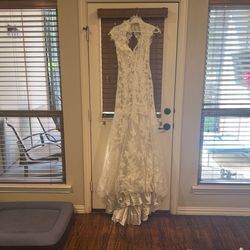 Brides Dress Never Used Size 6 With Tags
