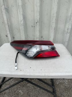2018 2019 2020 2021 2022 2023 2024 Toyota Camry Left Driver Side Taillight Led