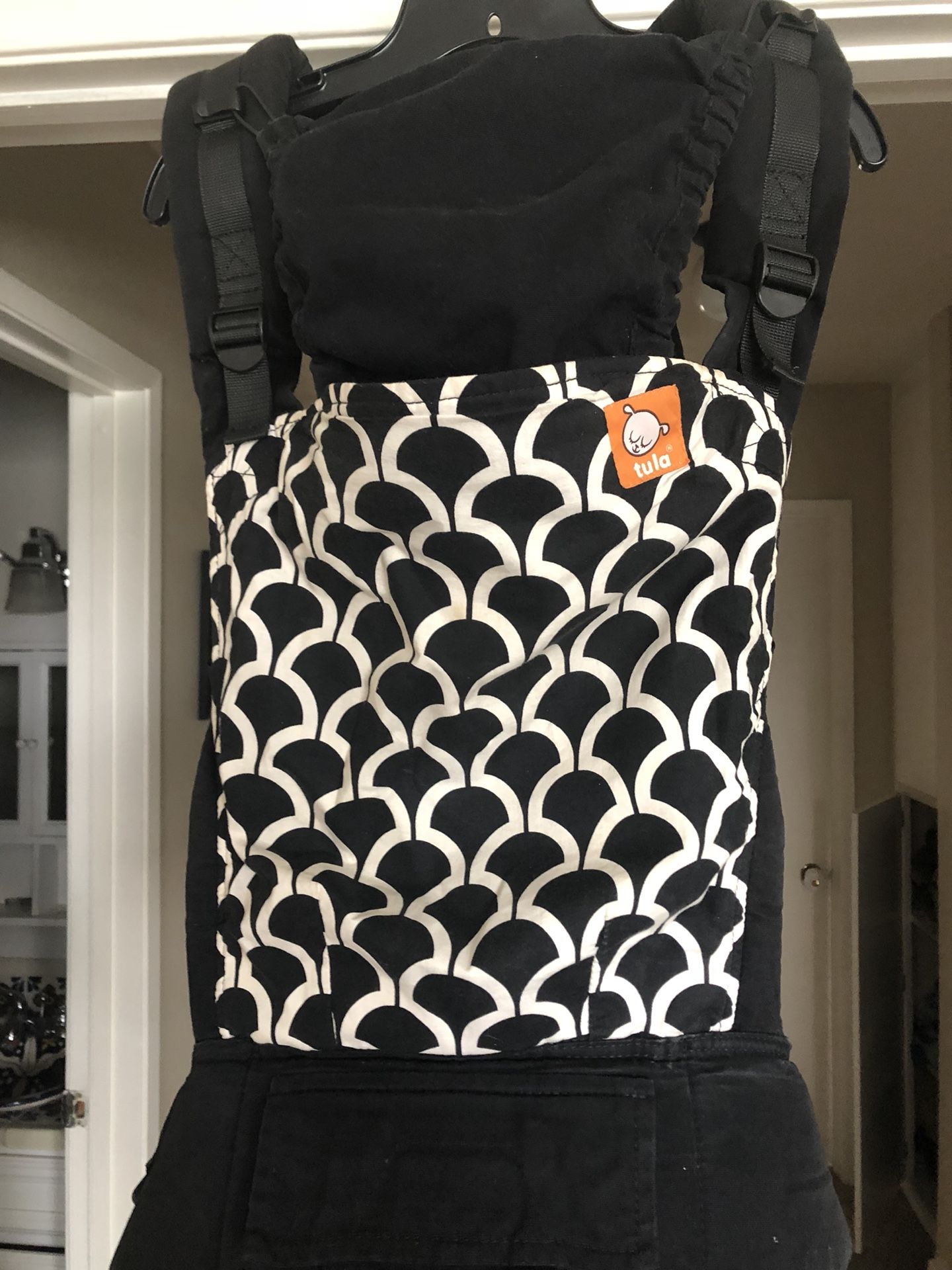 Tula Billow Standard Carrier