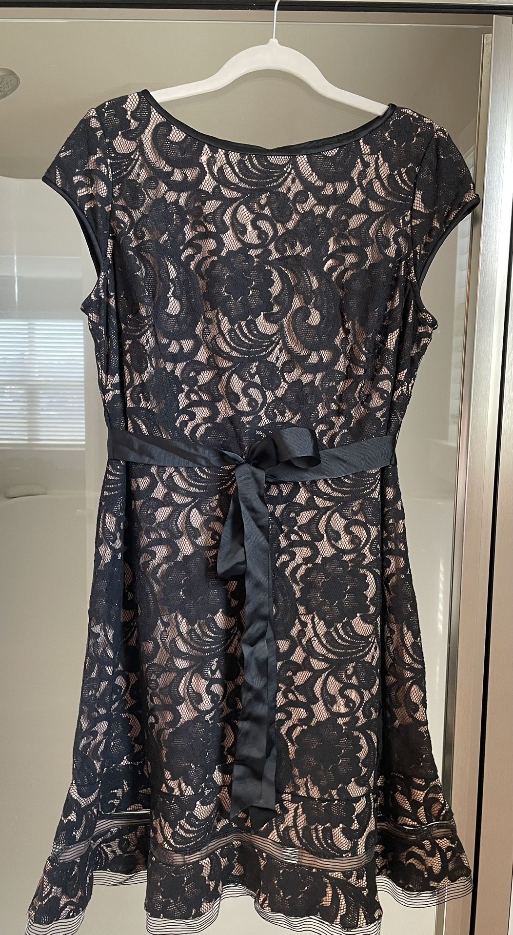 Black Lace Over Tan Evening Cocktail Dress Size 16 - www.tita.cl