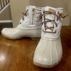 Sperry Top Sider Saltwater Chevron Quilted Shaft Nylon Duck Boots 6.5