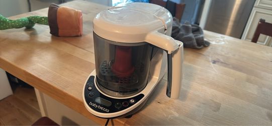 Baby Breeza baby food maker