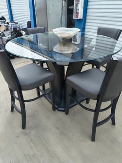 Dinning table