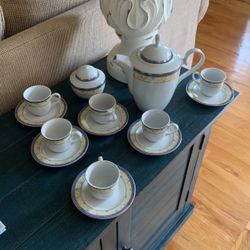8 Piece Tea Set