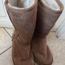 UGG women's boots Size 8 