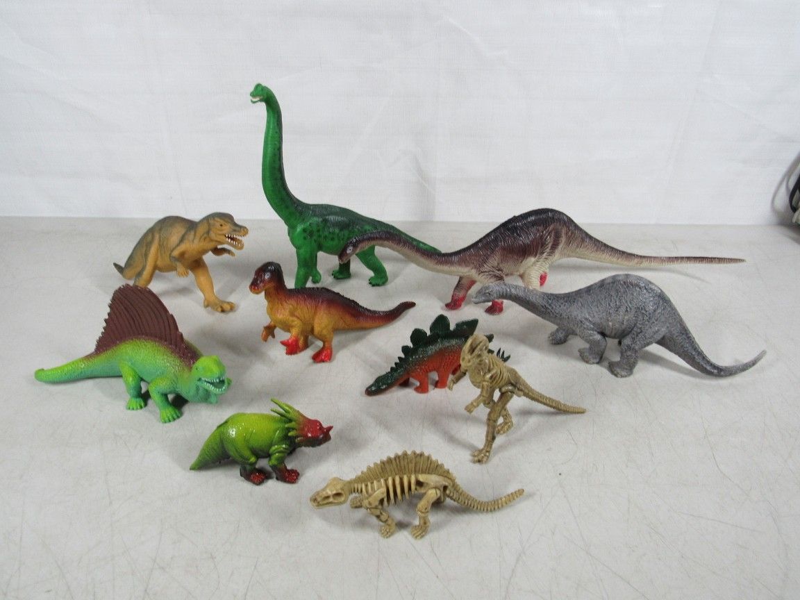 Lot Of 10 Dinosaur Figurines Made Of Hard Rubber & Resin Material

